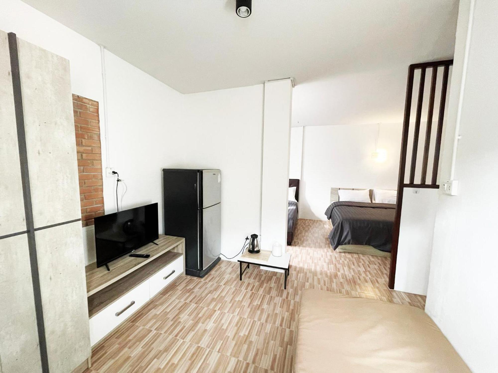 Racha Caftel - 7 House - รชาคาฟเทล Aparthotel Chiang Mai Eksteriør bilde